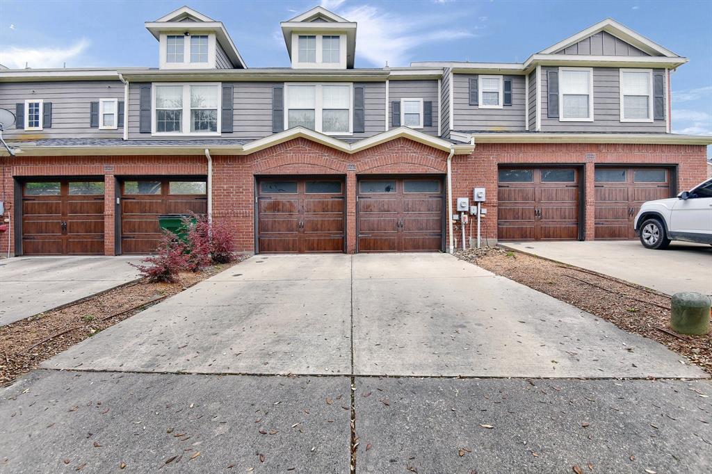 Stoneleigh Place - Residential Lease