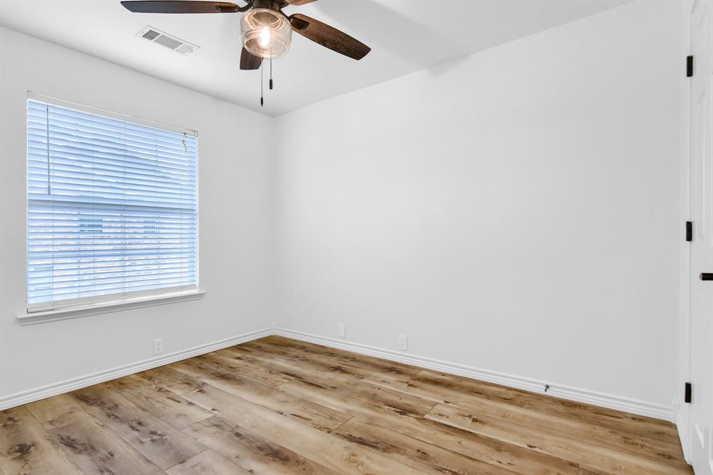 Stoneleigh Place - Residential Lease