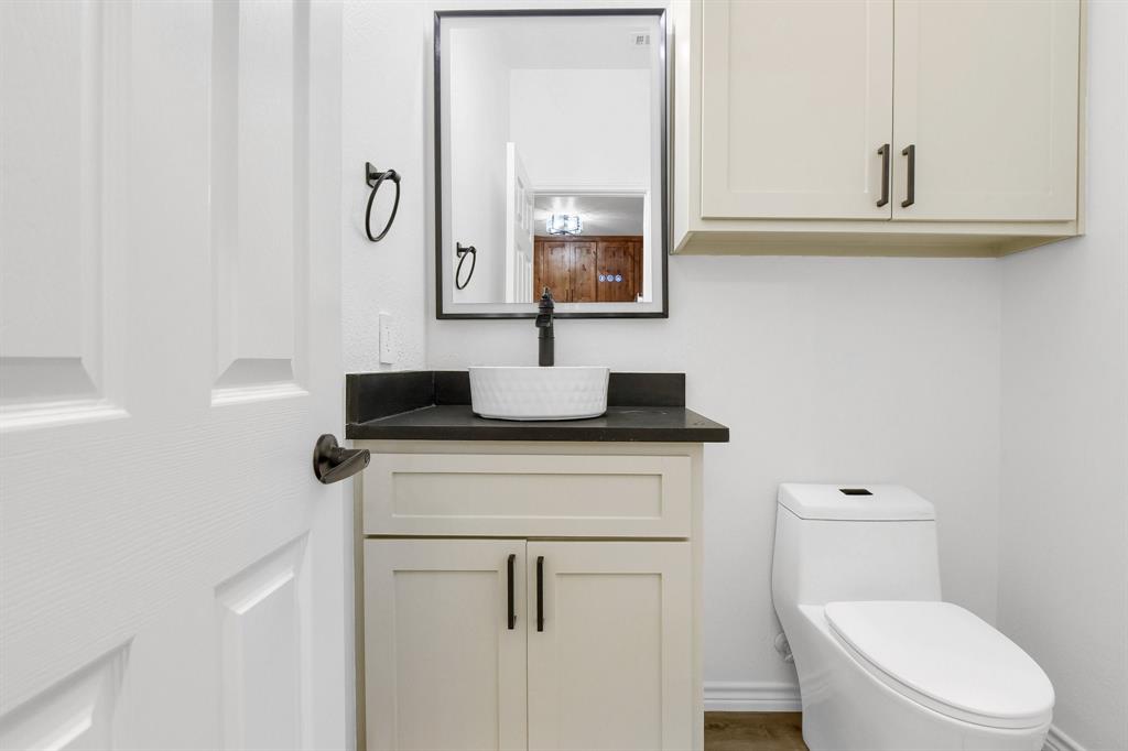 Stoneleigh Place - Residential Lease