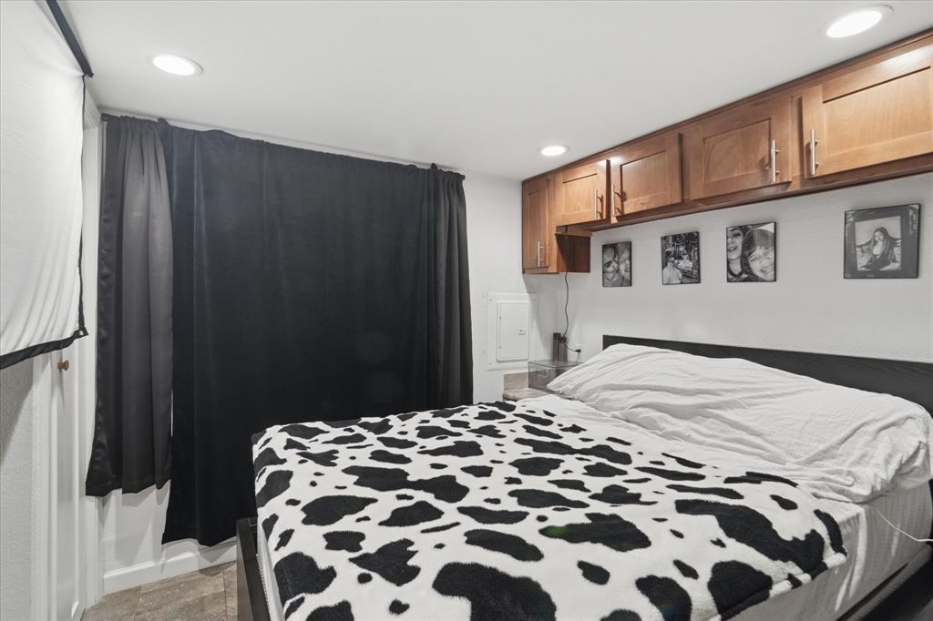 Creekside - Residential