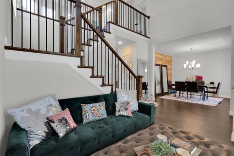 4504 Del Rey Avenue McKinney TX 75070