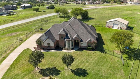 Photo of 101 Rattling Antler Court, Azle, TX 76020 (MLS # 21419291)