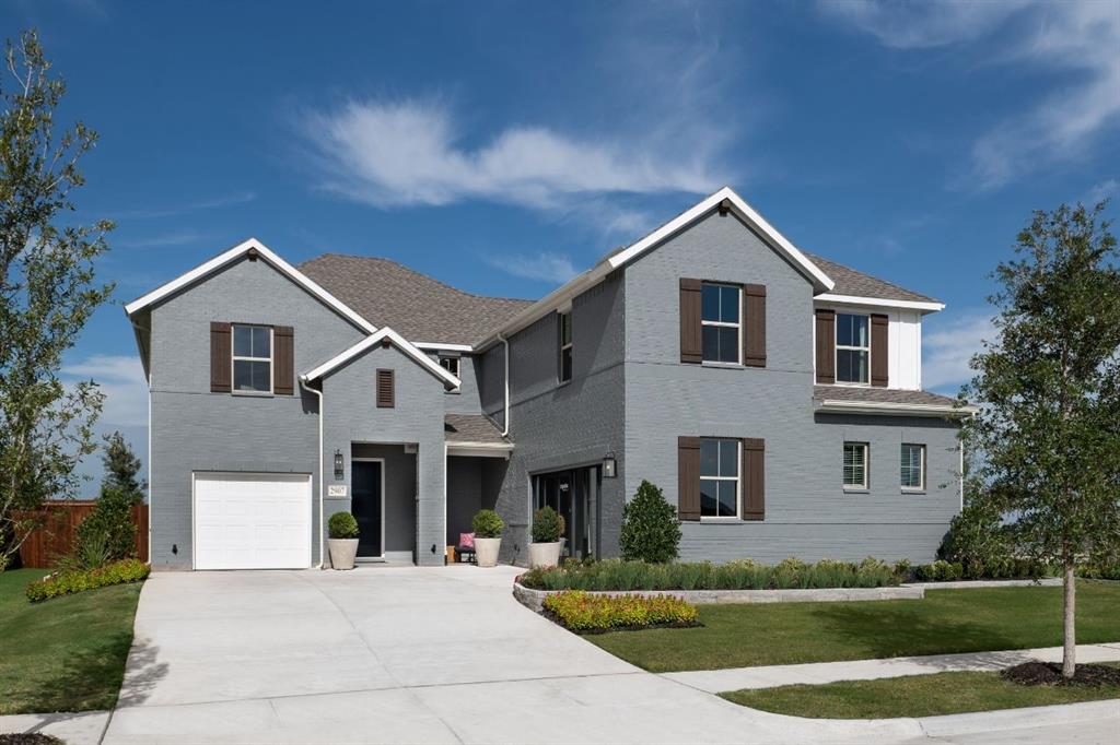 701 Iris Circle
