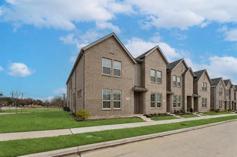 Photo of 5103 Community Street, Haltom City, TX 76117 (MLS # 21356872)
