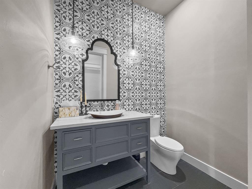 North End PK Lake - Residential