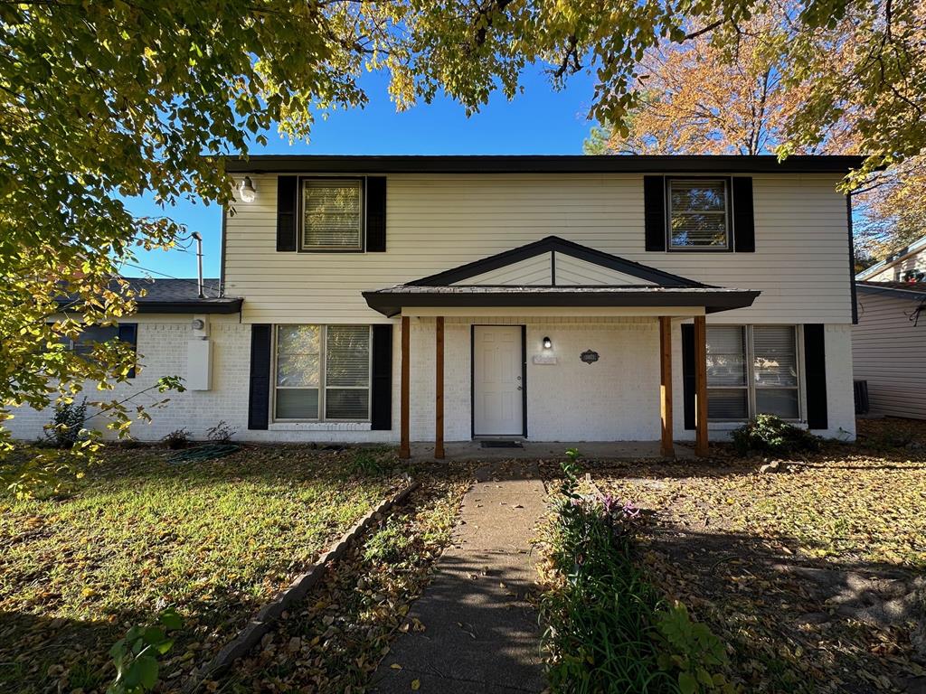 Casa Linda Lawn - Residential Lease