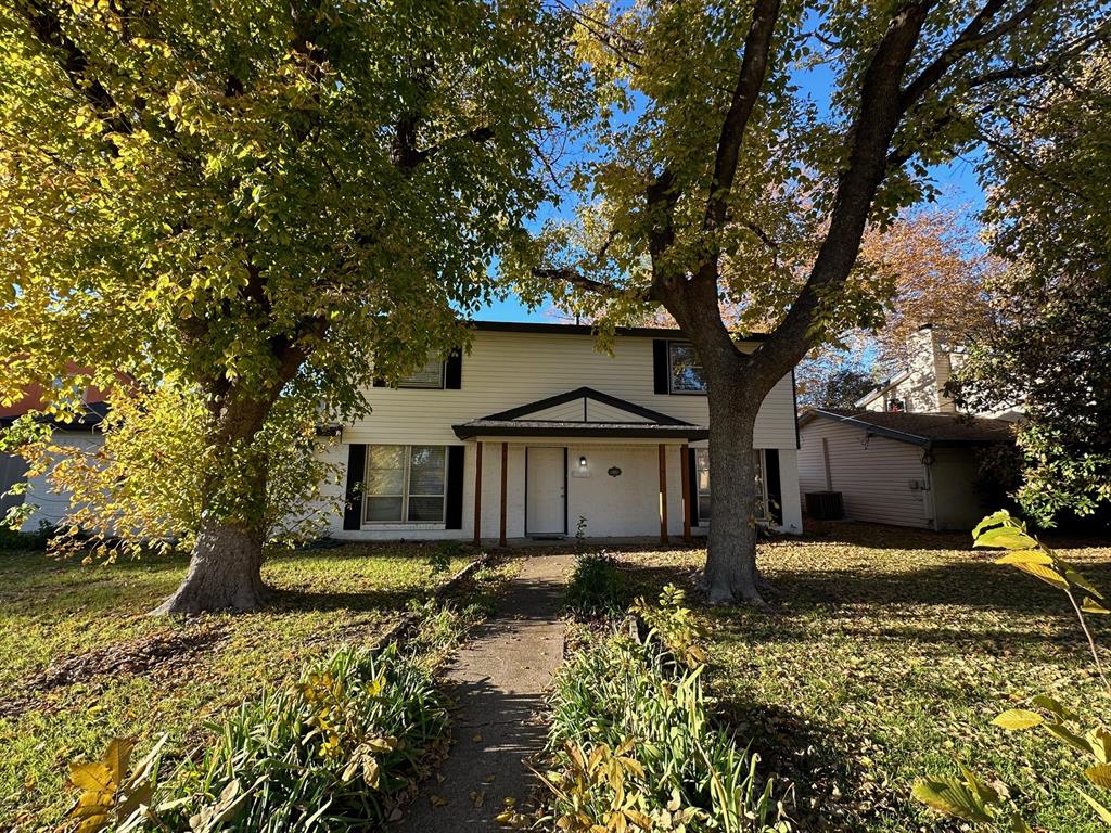 Casa Linda Lawn - Residential Lease