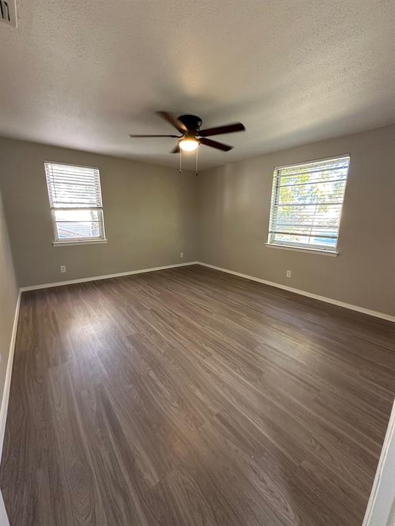 Casa Linda Lawn - Residential Lease