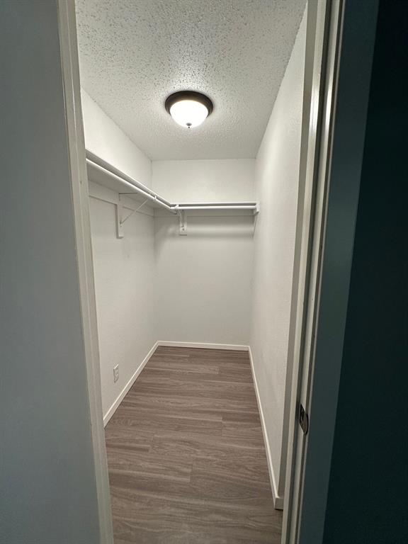 Casa Linda Lawn - Residential Lease