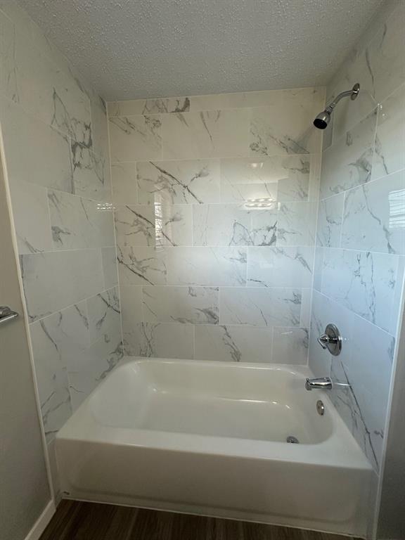 Casa Linda Lawn - Residential Lease