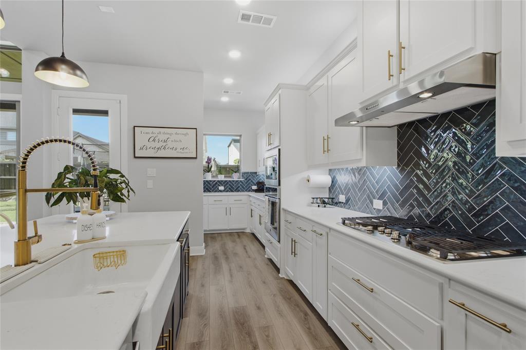 1520 Arrowwood Ridge