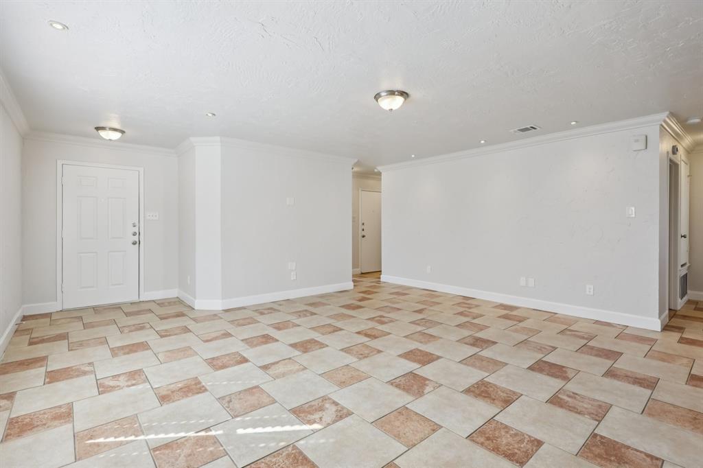 Emerald Park Add Fwy - Residential