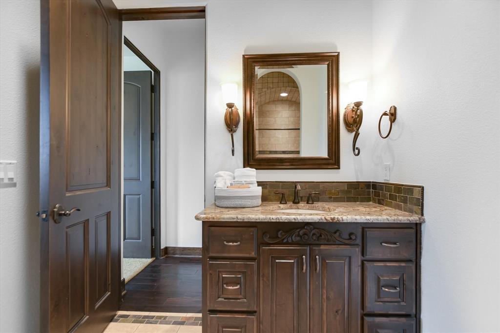 BARTON CREEK LAKESIDE - Residential