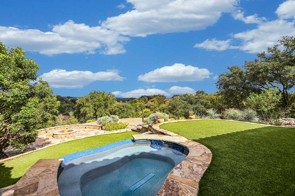 BARTON CREEK LAKESIDE - Residential