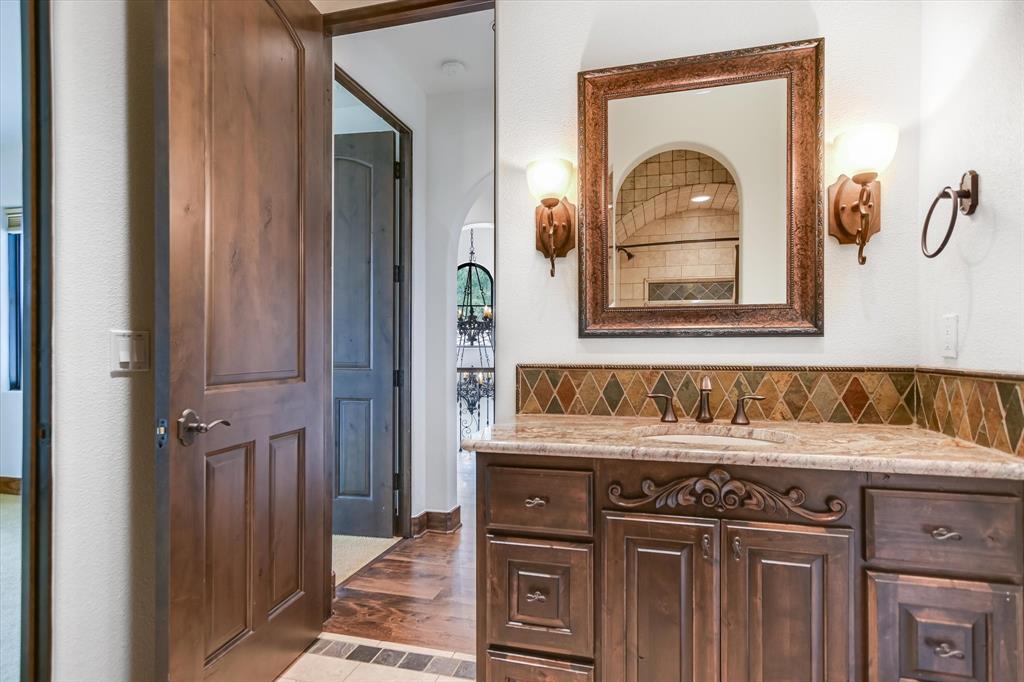 BARTON CREEK LAKESIDE - Residential