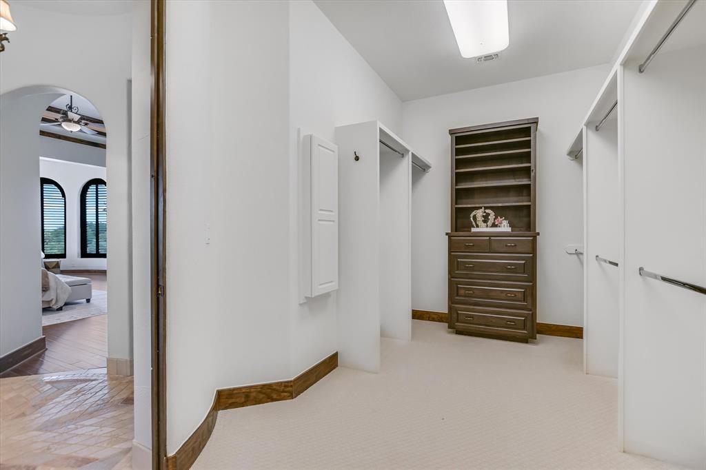 BARTON CREEK LAKESIDE - Residential