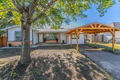 1017 S ADAMS McGregor TX 76657