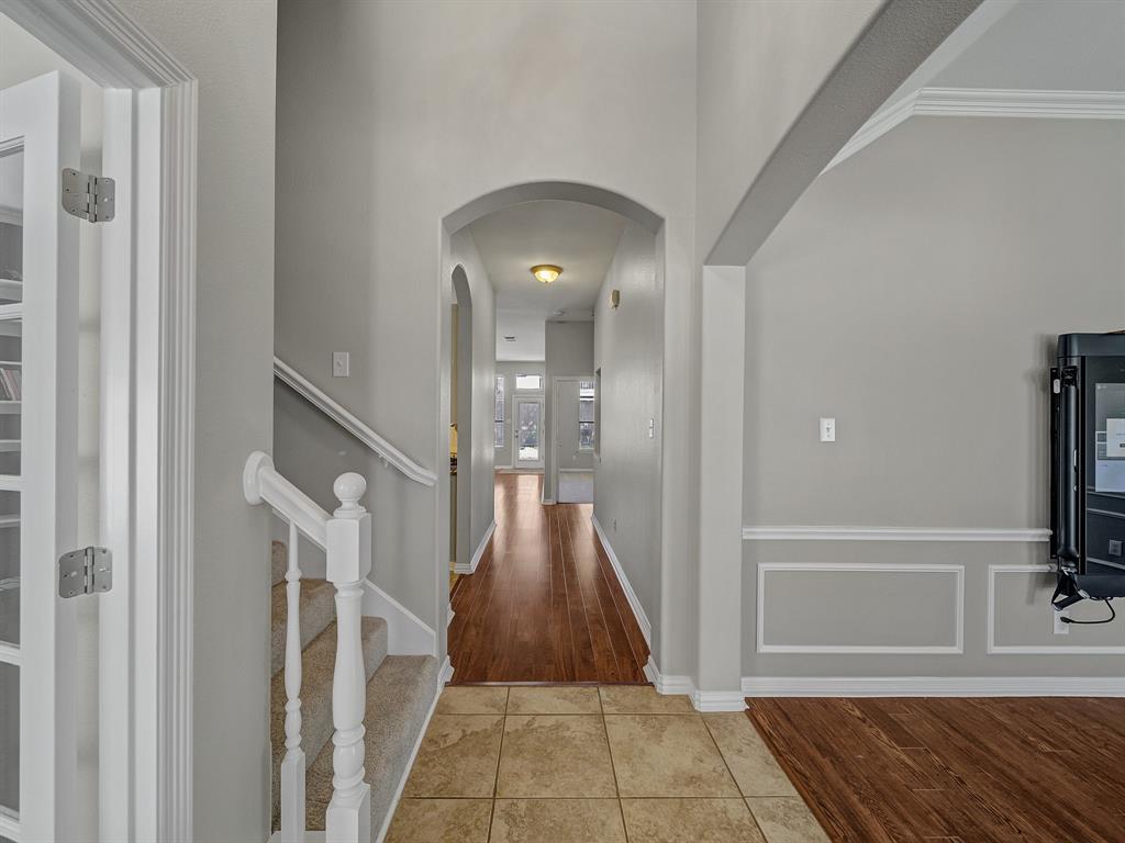 2301 Castlegate Drive