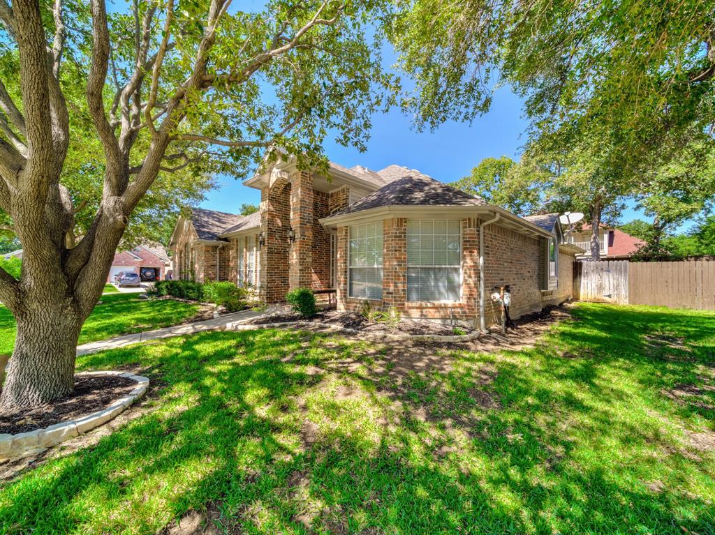 2301 Castlegate Drive