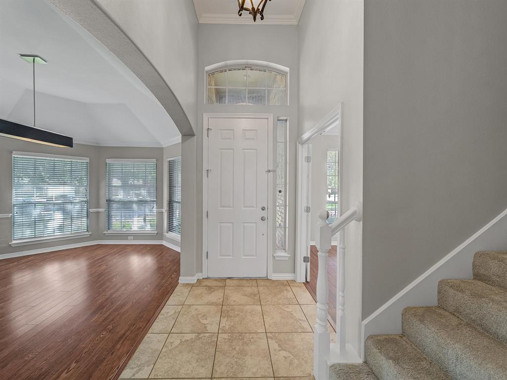 2301 Castlegate Drive