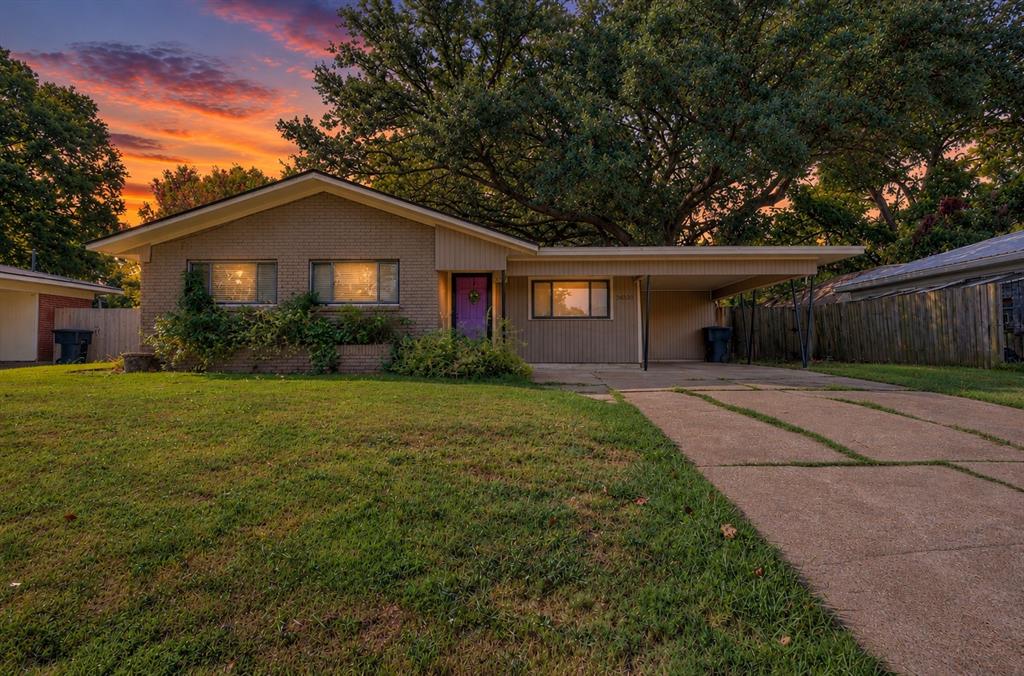 2608 Douglas Drive