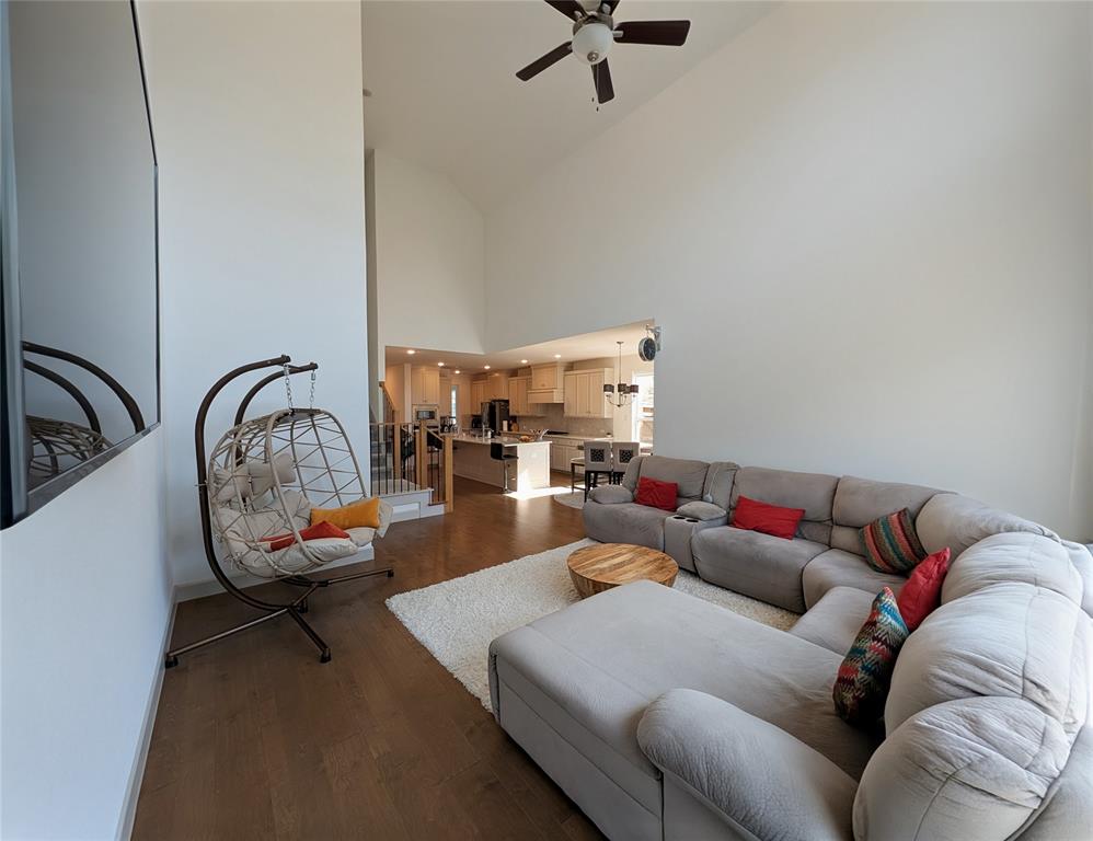 SOUTH HAVEN - Residential