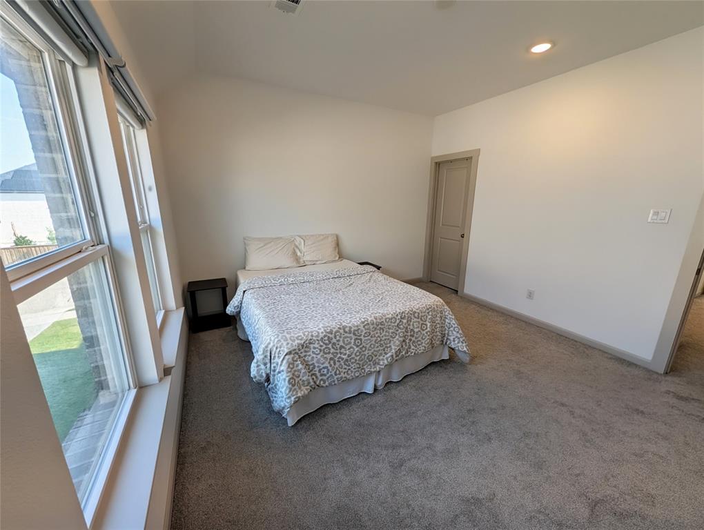 SOUTH HAVEN - Residential