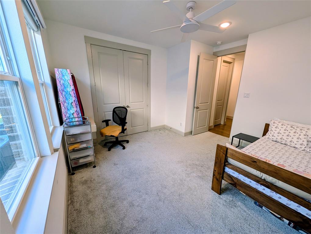 SOUTH HAVEN - Residential