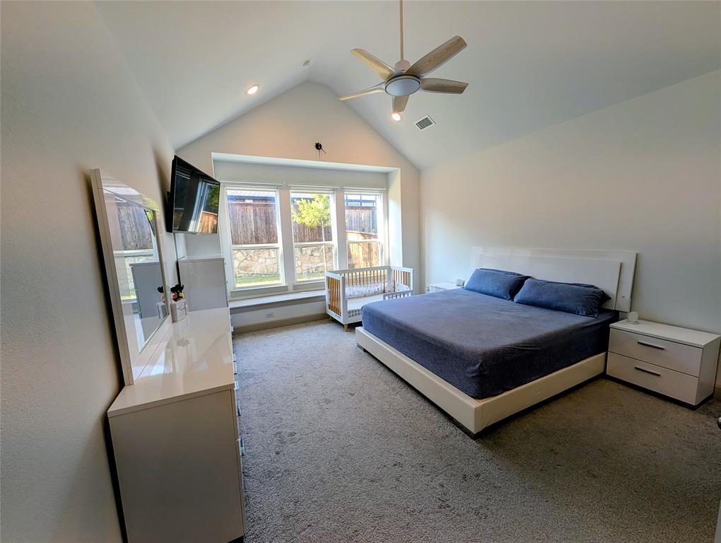 SOUTH HAVEN - Residential