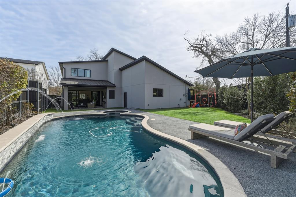 University Terrance Add - Residential