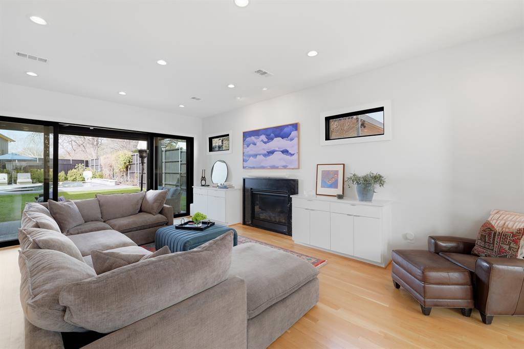 University Terrance Add - Residential