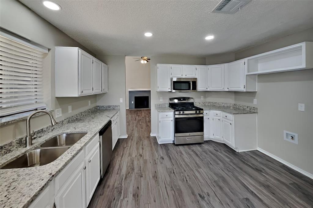 Russell Creek Ph III - Residential Lease