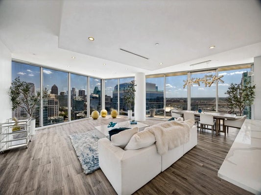 2900 MCKINNON ST APT 2301, DALLAS, TX 75201 - Image b9b3d486b92eecd1da248fd50e314015/2898690452