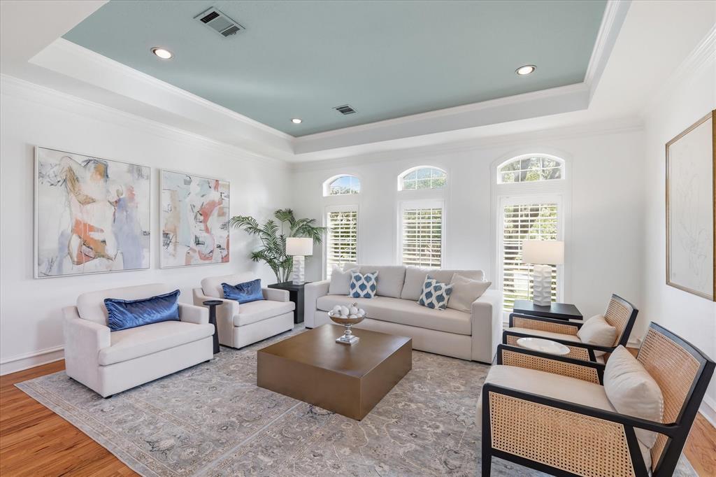 813 Pearl Drive