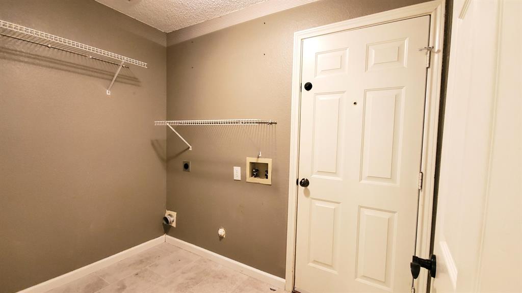 Preston Lakes Add Ph V - Residential Lease