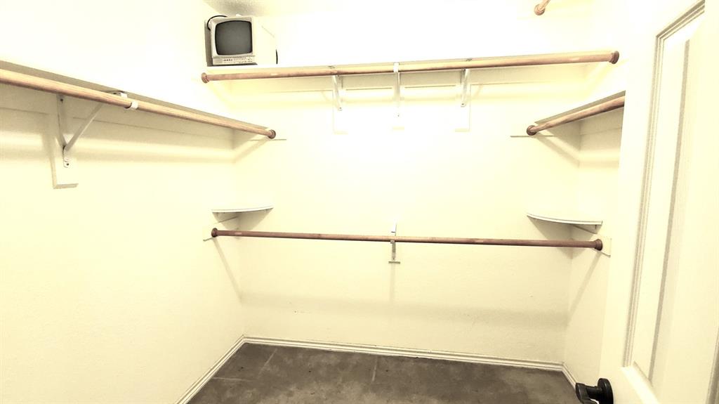 Preston Lakes Add Ph V - Residential Lease