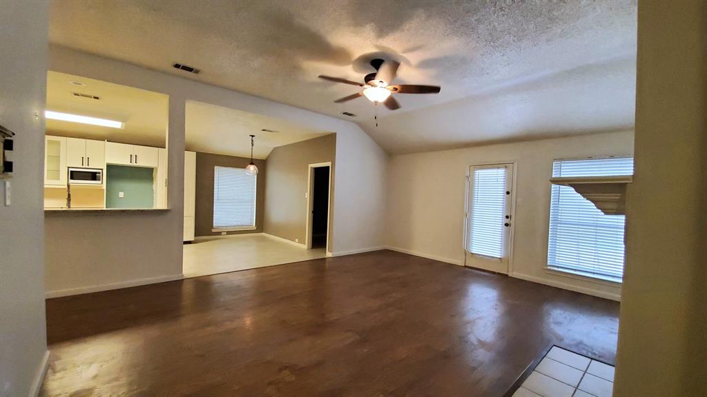 Preston Lakes Add Ph V - Residential Lease