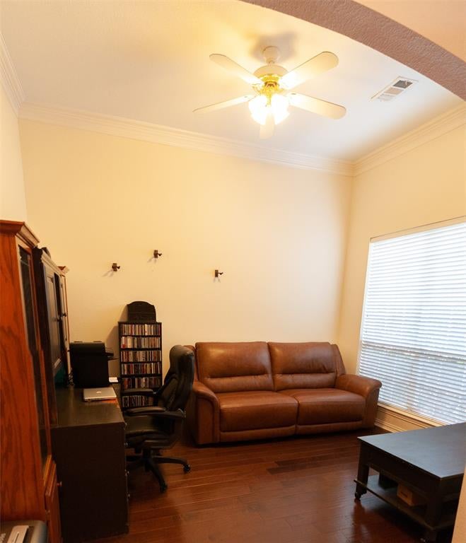 4821 Bellflower Way