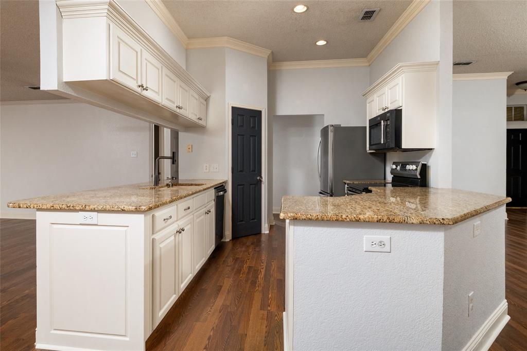 Club Villa Estates - Residential