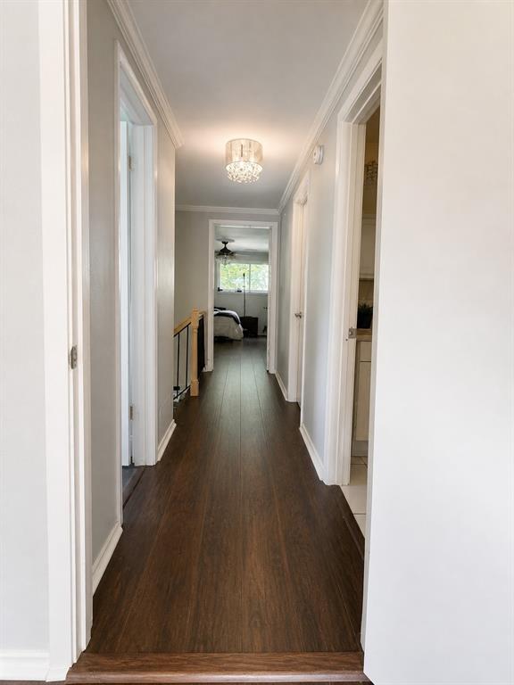 Country Club Manor - Residential