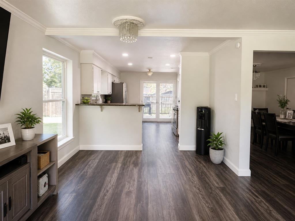 2442 Club Manor Drive