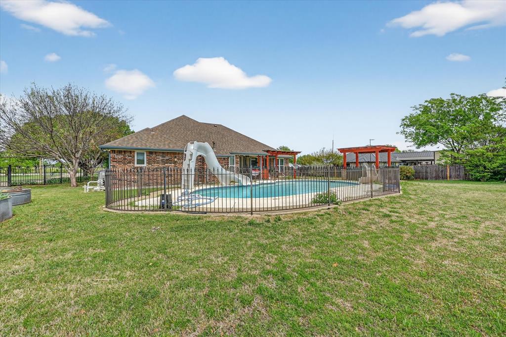 2409 Longhorn Trail
