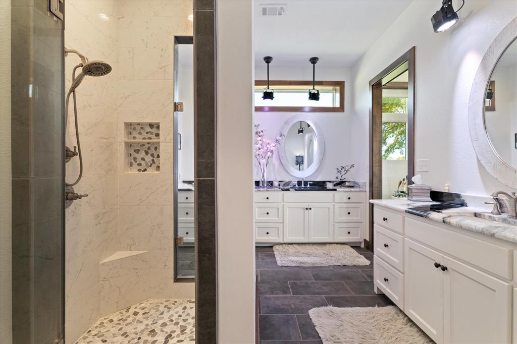 A0033 CRITTENDEN N SURVEY - Residential