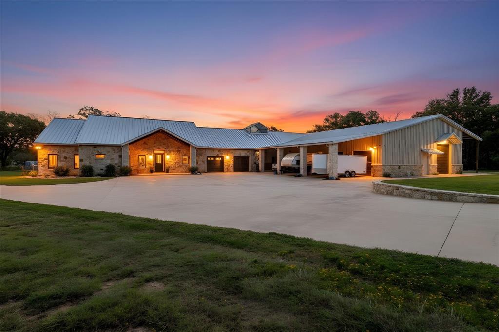 111 Daves Landing
