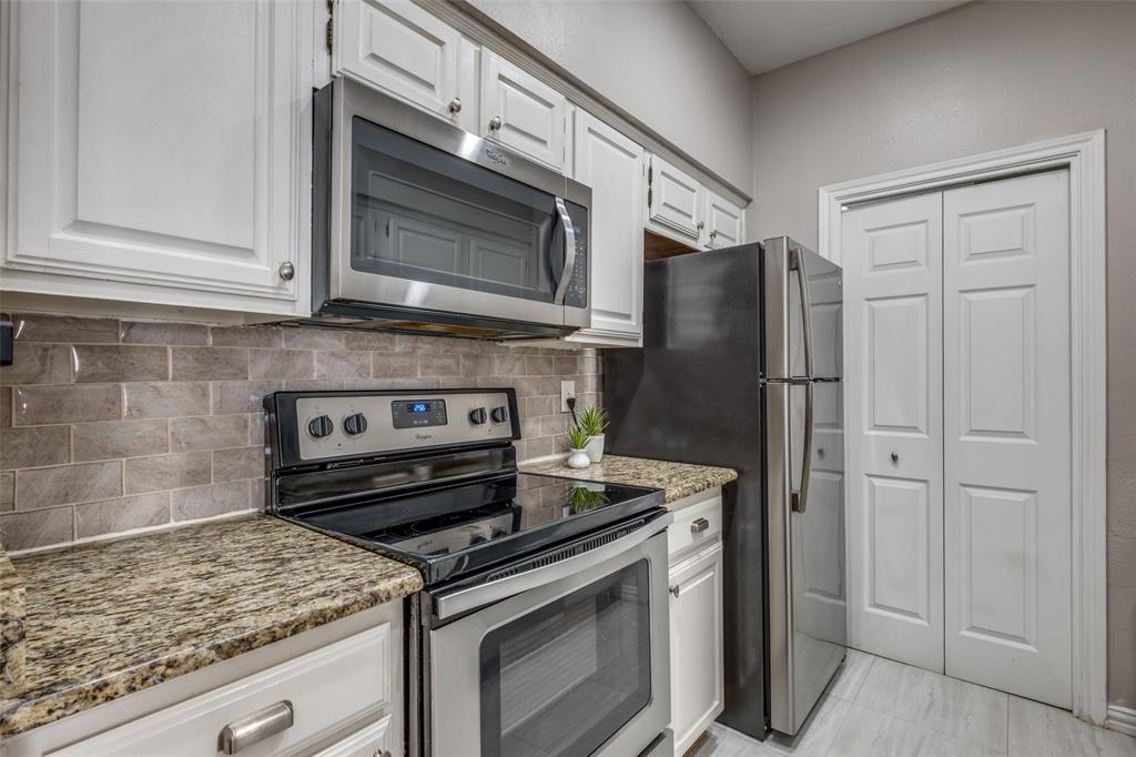 Montfort Twnhms - Residential