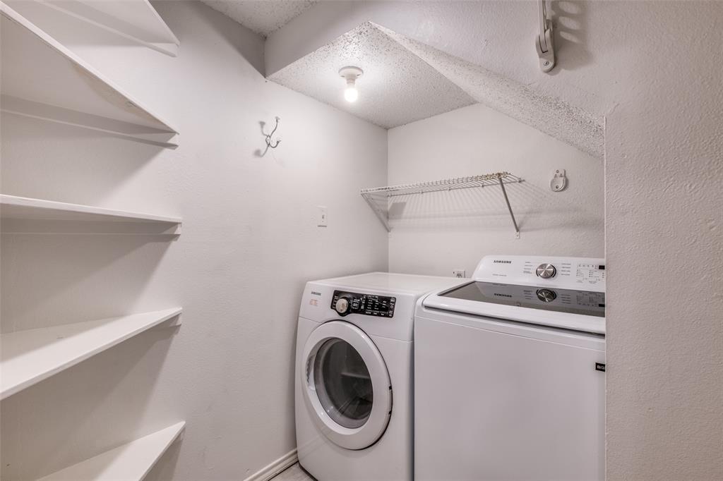 Montfort Twnhms - Residential