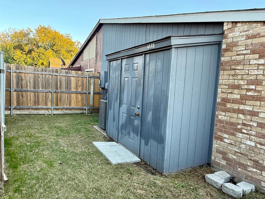 Colony 25 - Residential Lease