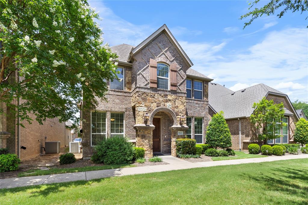 5062 Blackjack Oak Drive