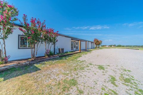 127 County Rd 3051 Decatur TX 76234