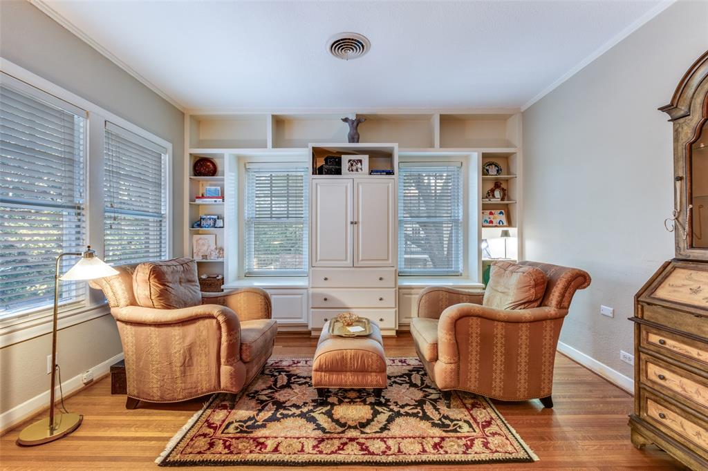 Country Club Estates - Residential